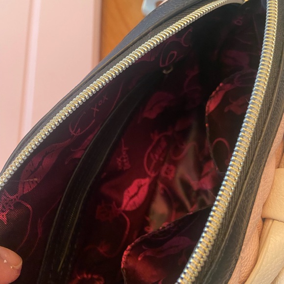 Betsey Johnson pink purse - Picture 8 of 16